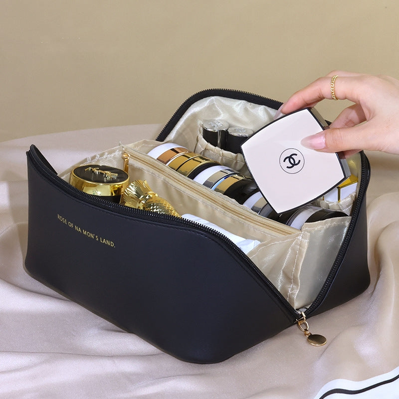 The Voyage Vanity Case | Rose of NA Mon's Land